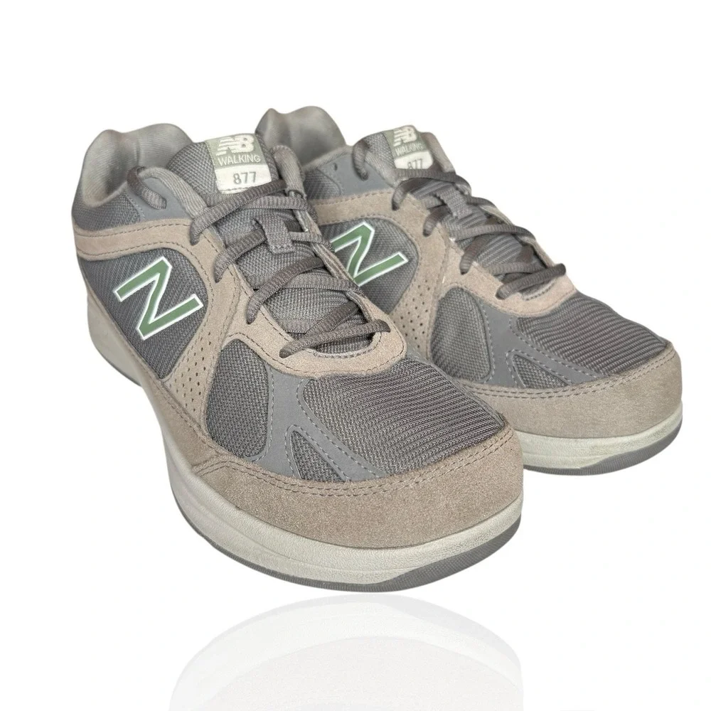 New Balance 877 Walking Shoes Mens 8 2E Extra Wide Cushioning Comfort Lace Up‎